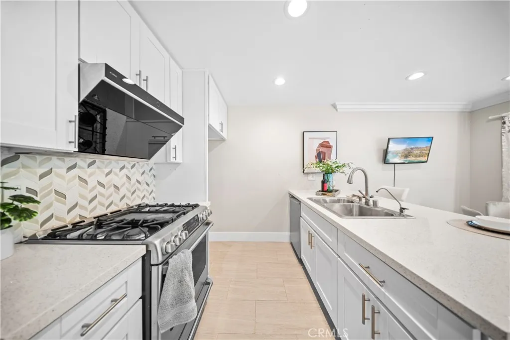 https://cdn.realtyfeed.com/cdn/127/306387766/d0ec28f4f6c78ca8d6c5233399bbf259.webp