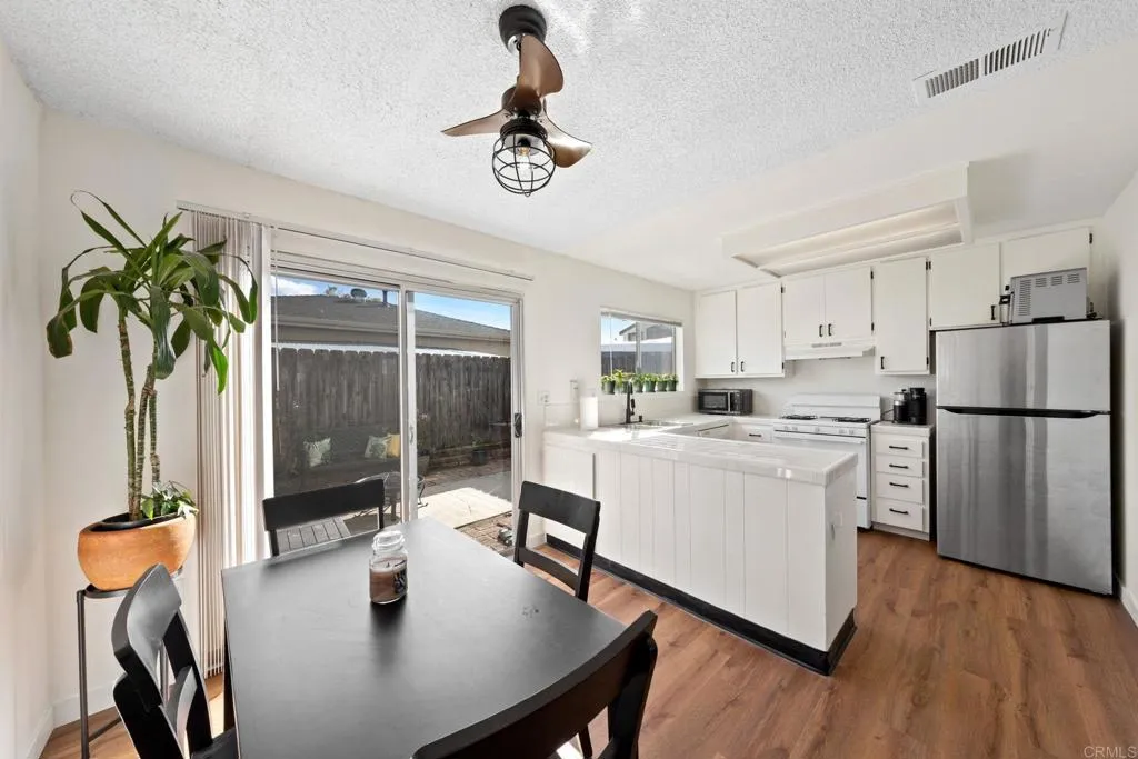 Photo #8: PTP2501844 Listing: Photo #8