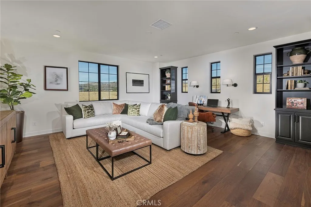 https://cdn.realtyfeed.com/cdn/127/306387858/45980c1f5dffa505788d1cad3dd28f57.webp
