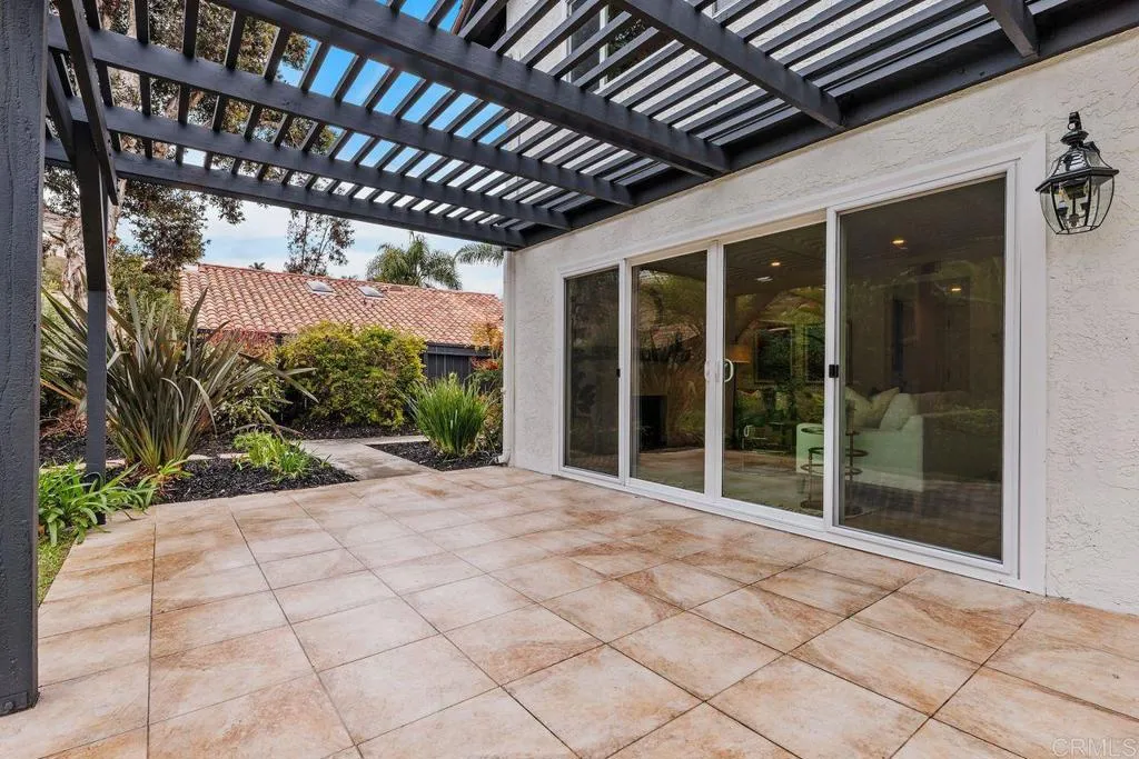 https://cdn.realtyfeed.com/cdn/127/306387893/903b3e3ac20696f946e6b30dc24e0471.webp