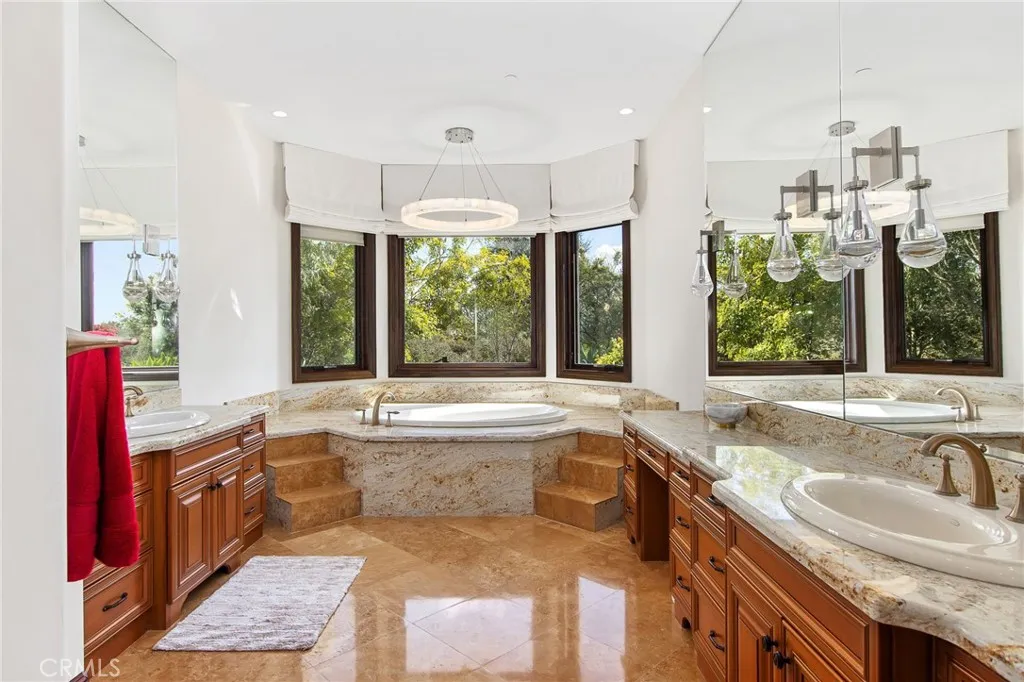 https://cdn.realtyfeed.com/cdn/127/306387918/3c729f53961add6ec3eef975ab2121d8.webp