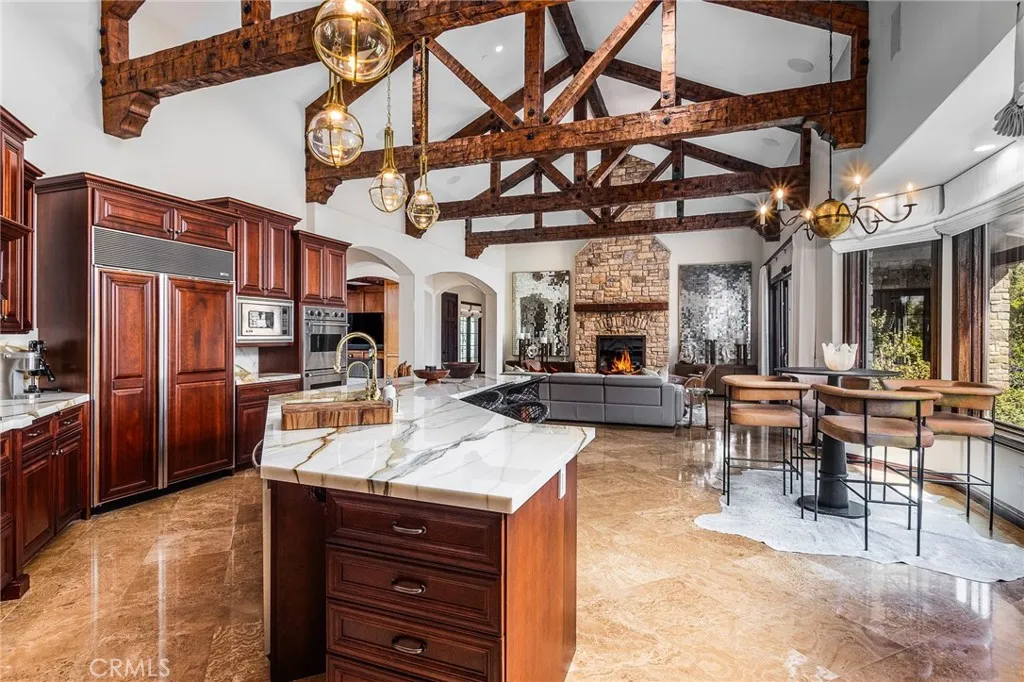 https://cdn.realtyfeed.com/cdn/127/306387918/67d02716630dd57ac2b484a9ef1bb7a6.webp