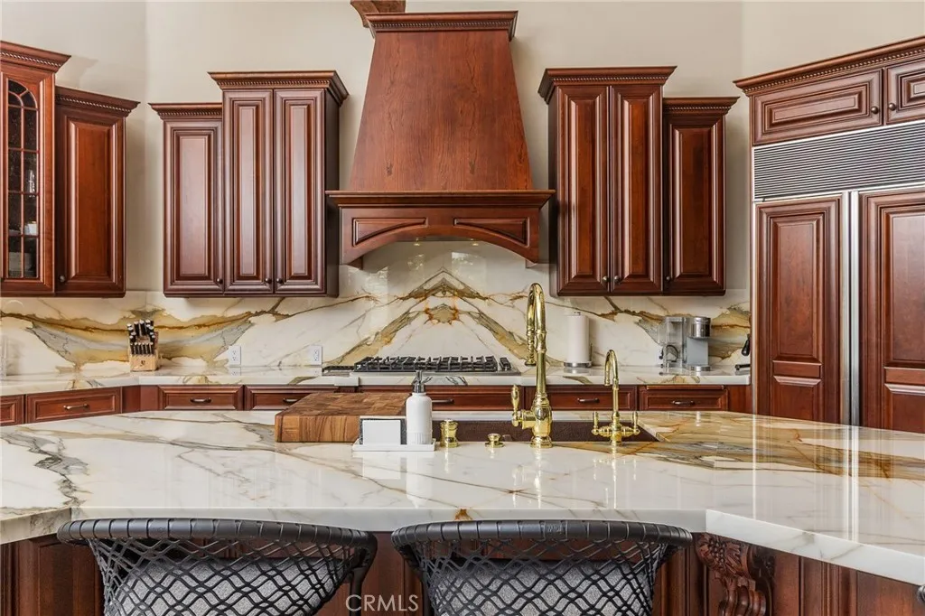 https://cdn.realtyfeed.com/cdn/127/306387918/bea579c13bd1db028ee4dc1bcb310b1a.webp