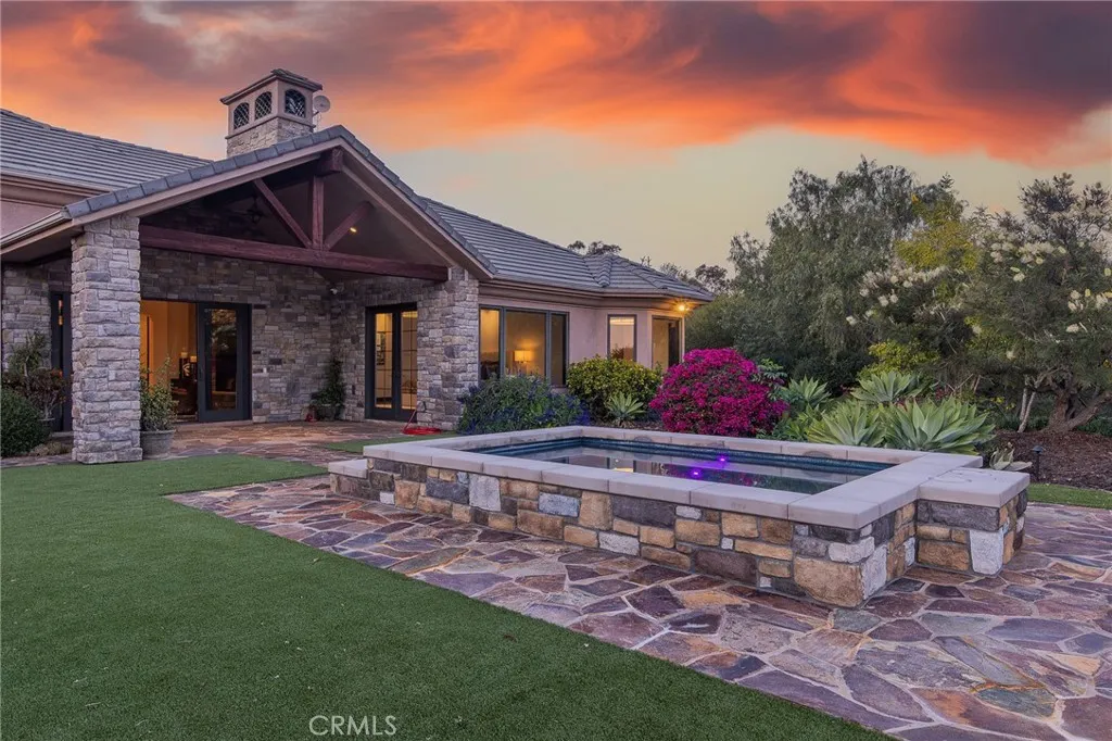 https://cdn.realtyfeed.com/cdn/127/306387918/f5758778f873db91d9d40dd62727287e.webp