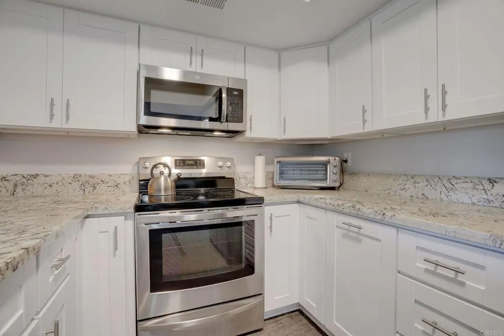 Photo #5: NDP2502443 Listing 