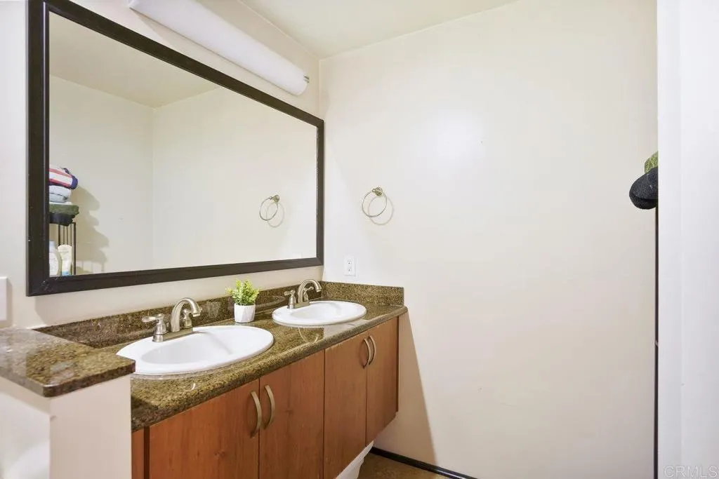 Photo #8: PTP2501857 Listing: Photo #8
