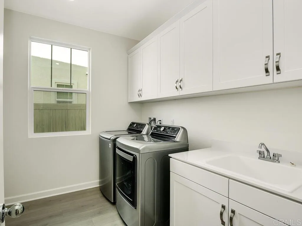 https://cdn.realtyfeed.com/cdn/127/306388259/2f161073be9bb09683639d86d83beac5.webp