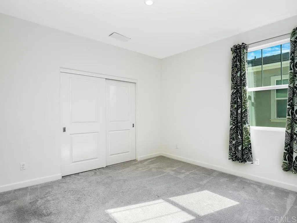 https://cdn.realtyfeed.com/cdn/127/306388259/5d963c01a13815bbe9a0d3f6a7cf4103.webp