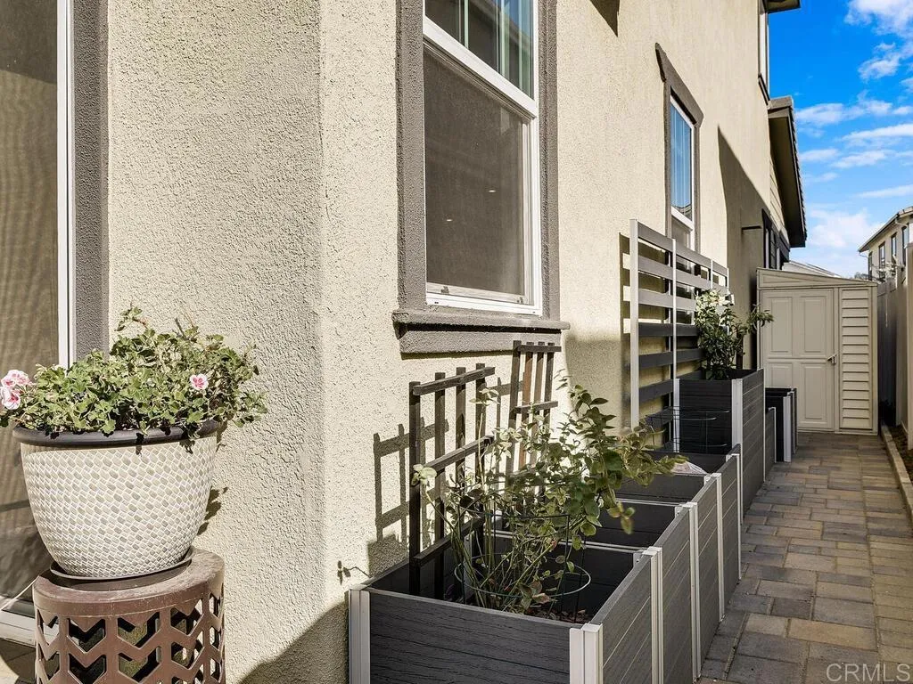 https://cdn.realtyfeed.com/cdn/127/306388259/7bd4380b8fc16f2c465965cf82d8bc52.webp