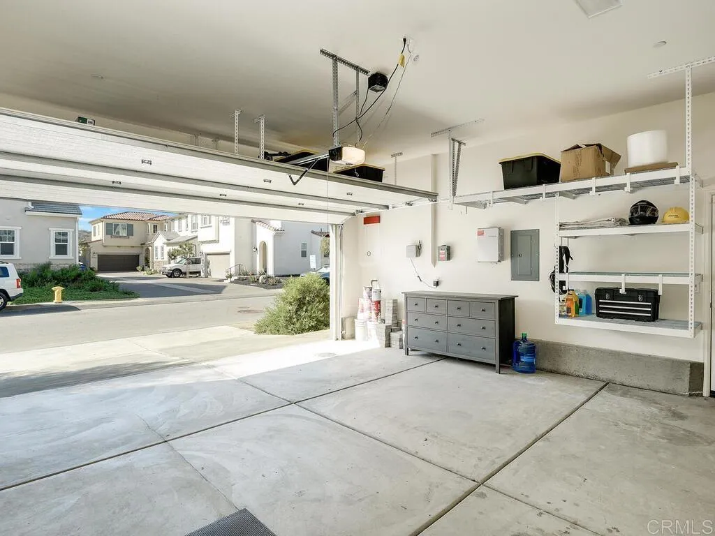 https://cdn.realtyfeed.com/cdn/127/306388259/90fba4863d6dad8a5bda80ff6284c779.webp