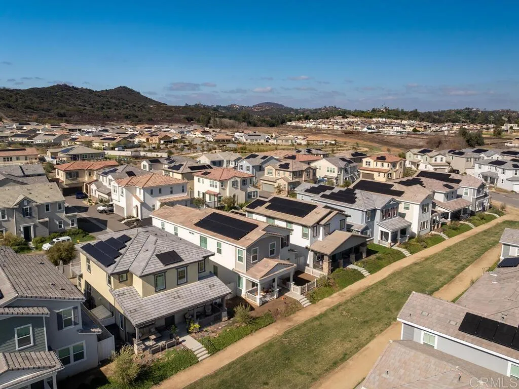 https://cdn.realtyfeed.com/cdn/127/306388259/d6fe499ee2c519699ecdb02310c0181a.webp