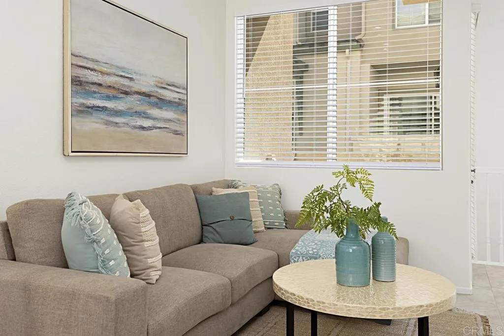 https://cdn.realtyfeed.com/cdn/127/306388282/48aea4404c1572b8ffc467c065aeccce.webp
