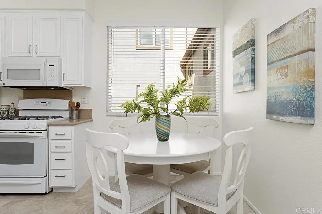 https://cdn.realtyfeed.com/cdn/127/306388282/eeffb072350f5ae2aafec8c095792367.webp