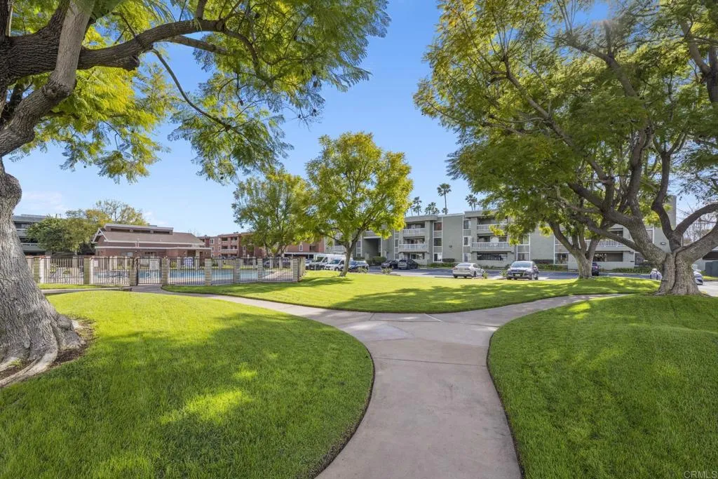 https://cdn.realtyfeed.com/cdn/127/306388395/5fd6171178c6a1bd48562248e9d89d5b.webp