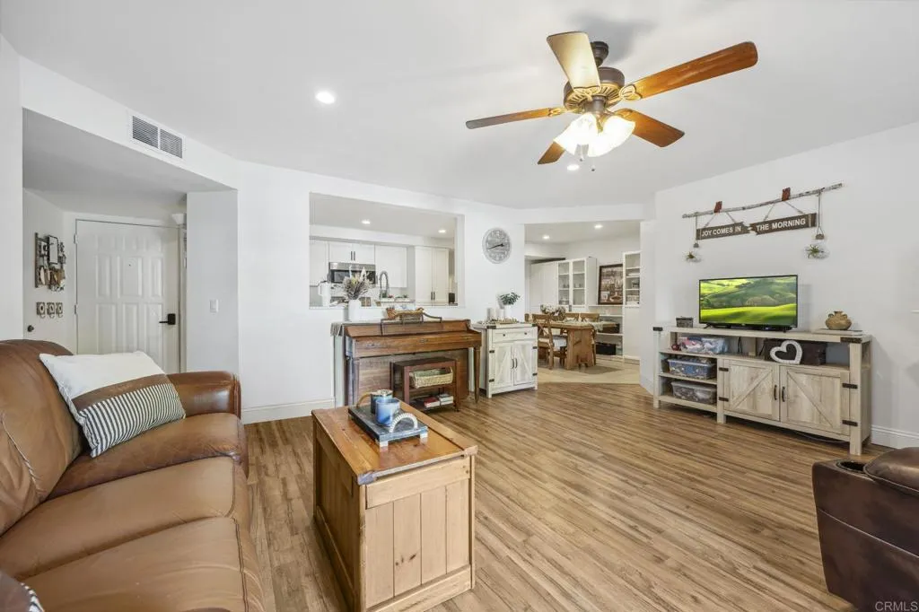 https://cdn.realtyfeed.com/cdn/127/306388395/db65682827250c47565c523b18004b51.webp