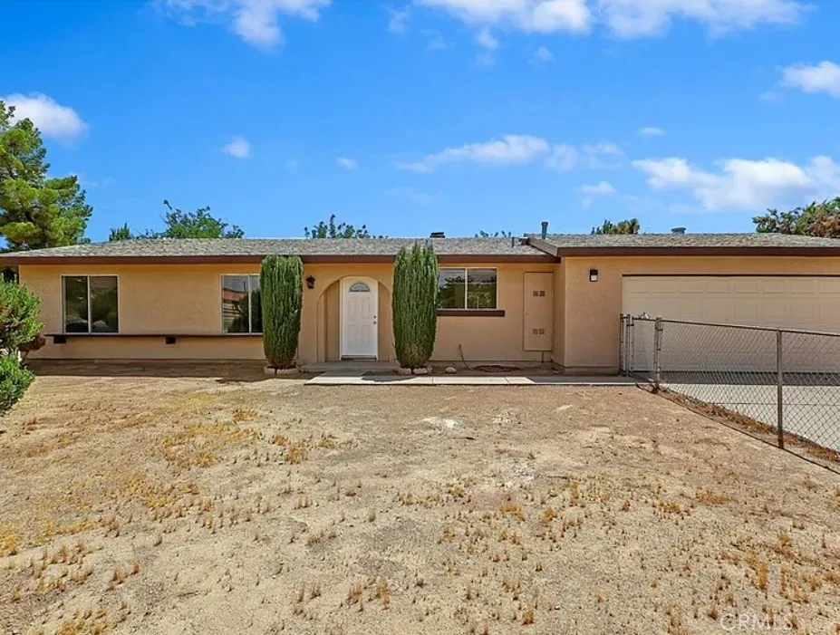 Apple Valley, CA 92308