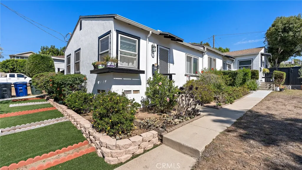 848 Penn Street, El Segundo, Ca 90245