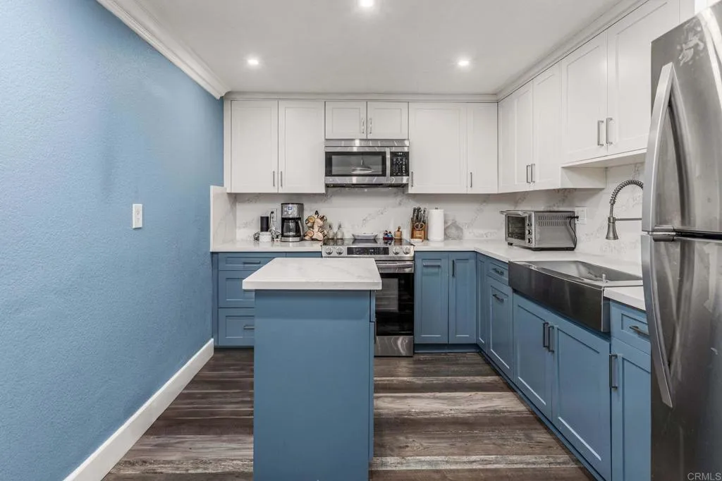 https://cdn.realtyfeed.com/cdn/127/306388921/063141196e19d46578325d7e98f604cb.webp