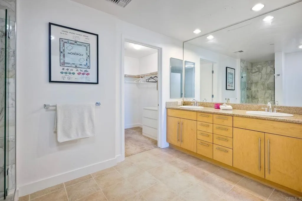 https://cdn.realtyfeed.com/cdn/127/306388994/669b35457002d85eb3d0068025870baa.webp