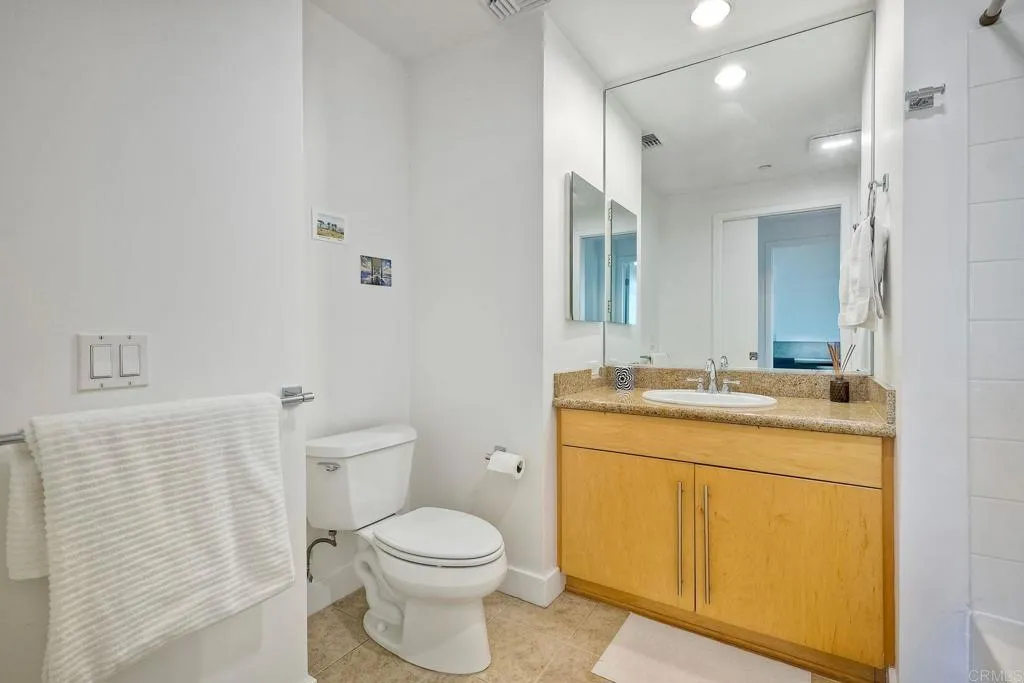 https://cdn.realtyfeed.com/cdn/127/306388994/be16b28ac2d2811ffcbfc32116609fd1.webp