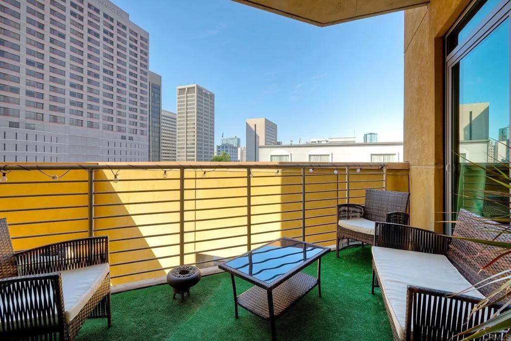 https://cdn.realtyfeed.com/cdn/127/306388994/f8a664cb9578b37513f6221773094533.webp