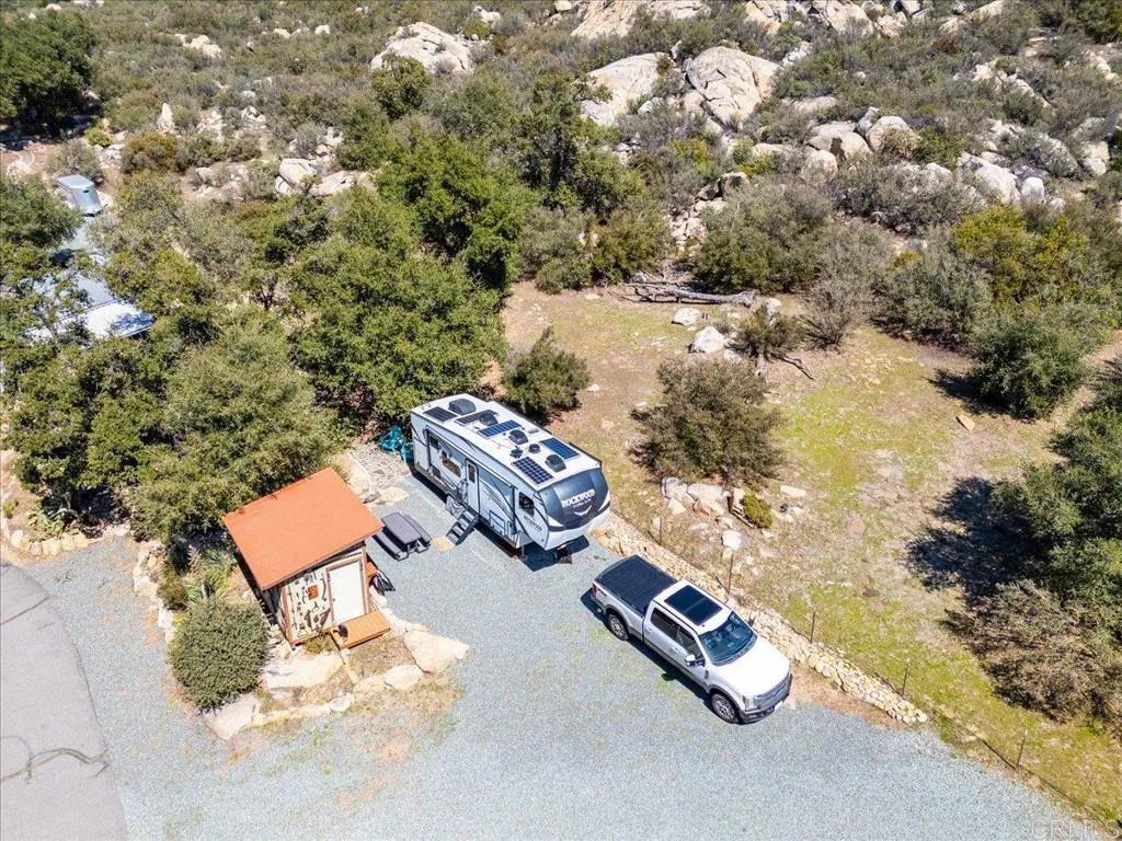 https://cdn.realtyfeed.com/cdn/127/306389043/62805e800e74e86b64d50bd17c80d6de.webp