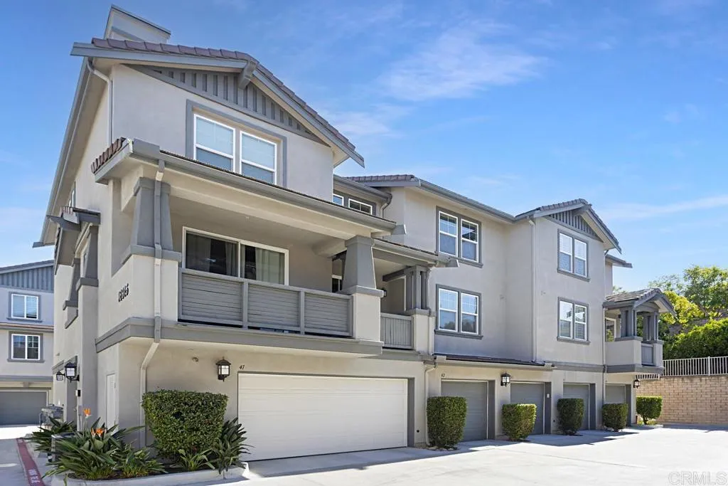 https://cdn.realtyfeed.com/cdn/127/306389272/678f7e883cd5543bb1195775dd52f0e5.webp