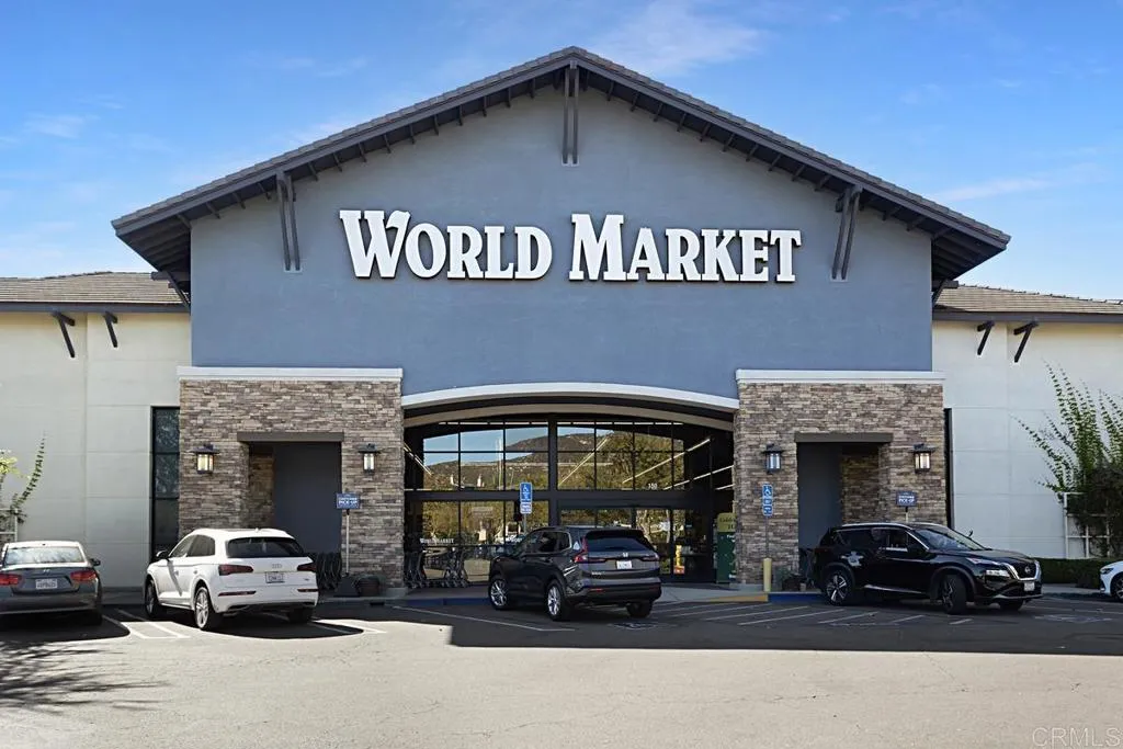 https://cdn.realtyfeed.com/cdn/127/306389272/a82c44d622467b8e918ee755e616ac1a.webp