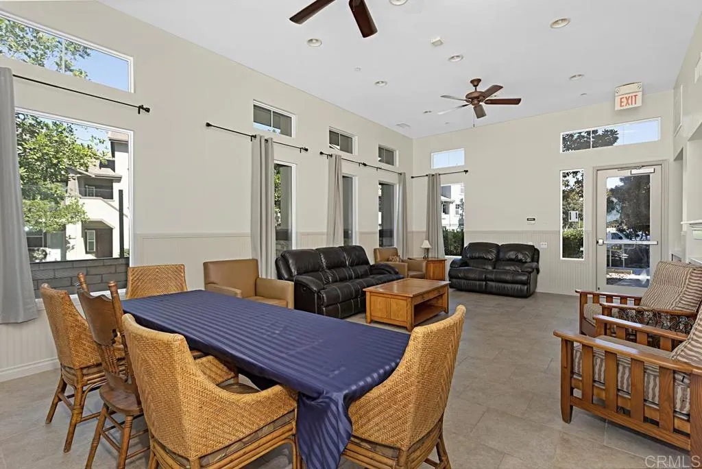 https://cdn.realtyfeed.com/cdn/127/306389272/cdd611b4e0ad924bd1af860a77fe97ec.webp