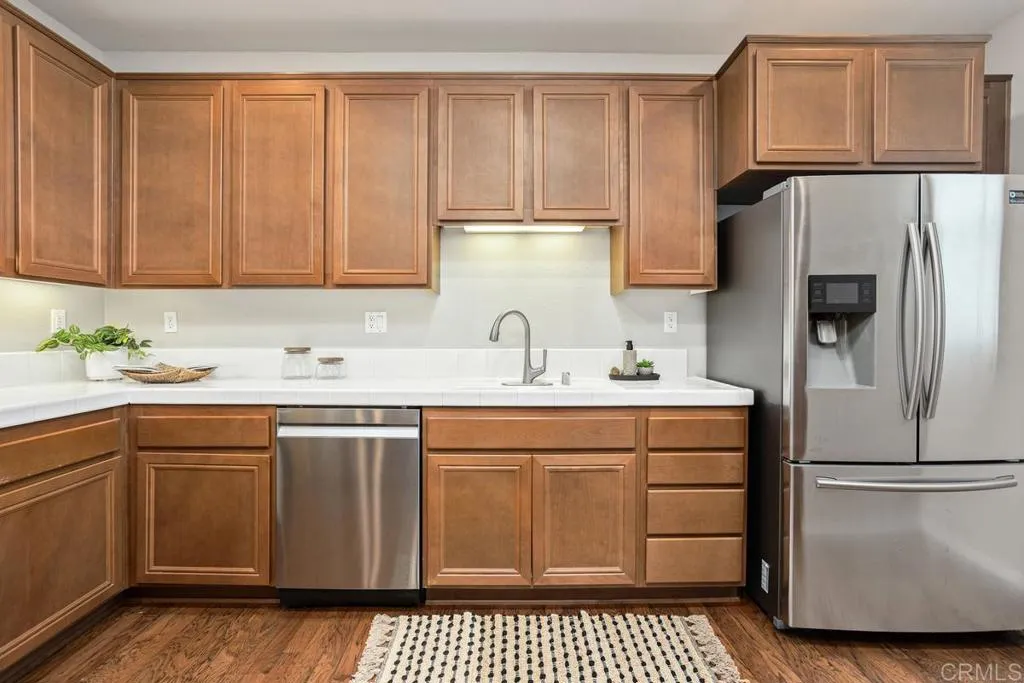 https://cdn.realtyfeed.com/cdn/127/306389272/ce92a3be8d6da7e469c16c63c50cdddd.webp