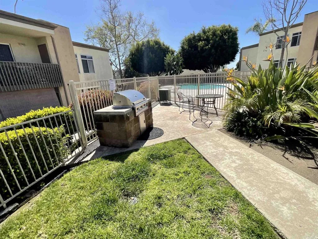 https://cdn.realtyfeed.com/cdn/127/306389295/dc5ef2d9b522b6525ed2f0940ea0ddb4.webp