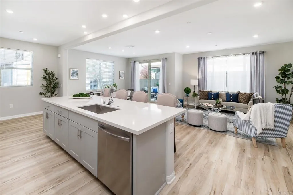 Photo #6: NDP2502496 Listing 
