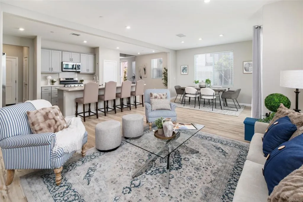 Photo #2: NDP2502496 Listing 