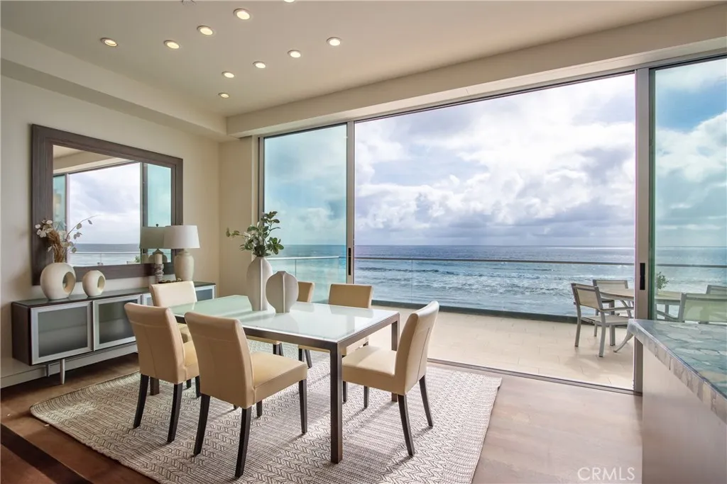 https://cdn.realtyfeed.com/cdn/127/306389334/c049c9e2e3503998314048d03bb5e763.webp