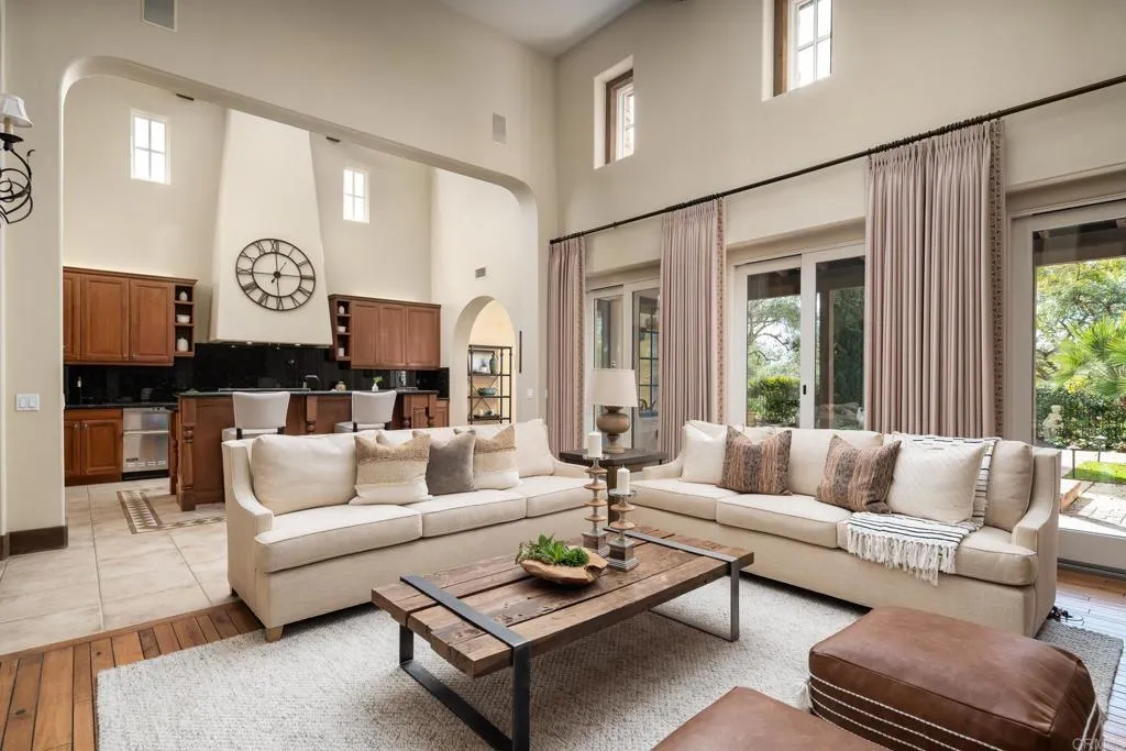 https://cdn.realtyfeed.com/cdn/127/306389697/375c0b6b723adcb0b799a09744f3116a.webp