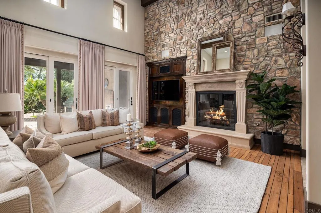 https://cdn.realtyfeed.com/cdn/127/306389697/6efc9f893ff2d7d01277d98dfba93cfd.webp