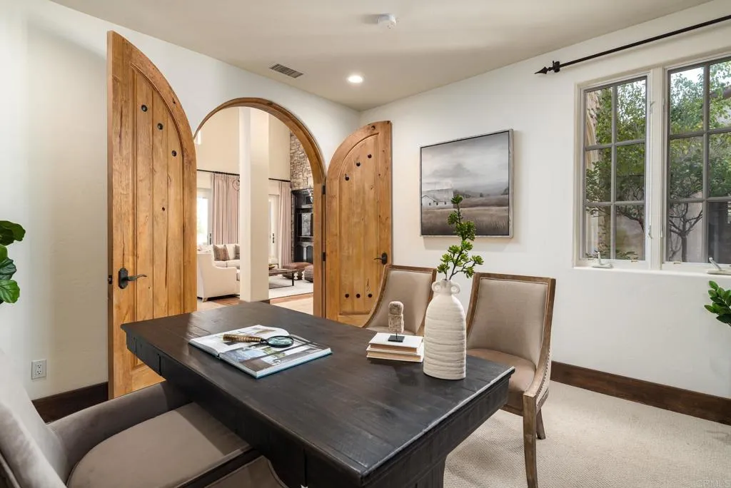 https://cdn.realtyfeed.com/cdn/127/306389697/9033b18b222122a910b45281d76f62f6.webp