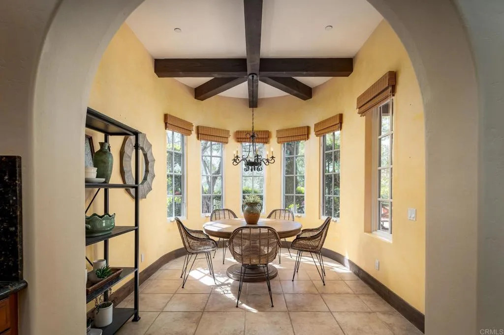 https://cdn.realtyfeed.com/cdn/127/306389697/c164f78c5c56bd87d6d2c5a544094977.webp