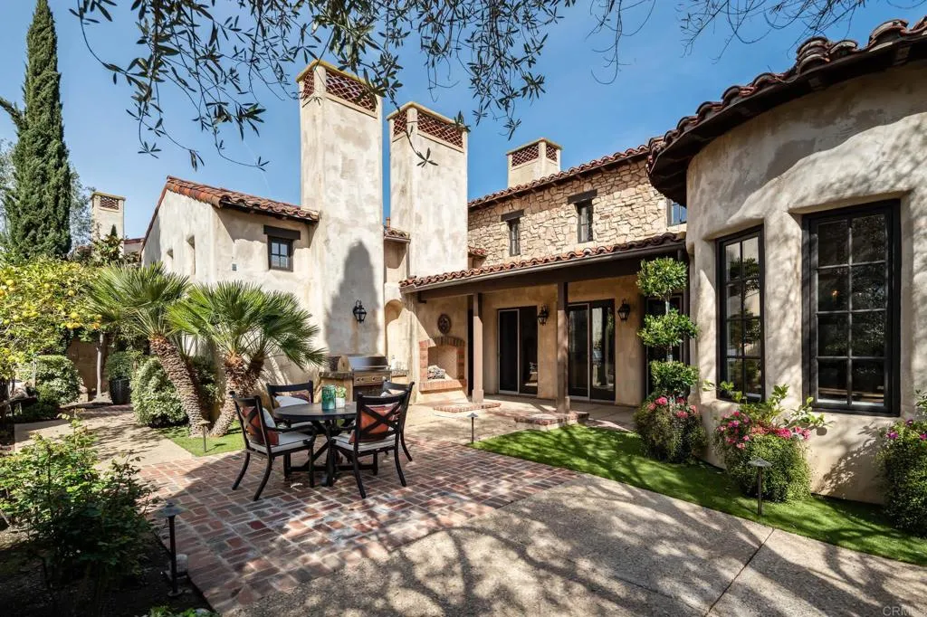 https://cdn.realtyfeed.com/cdn/127/306389697/fa68800d7b1b70e5bcd5eefc991069c0.webp