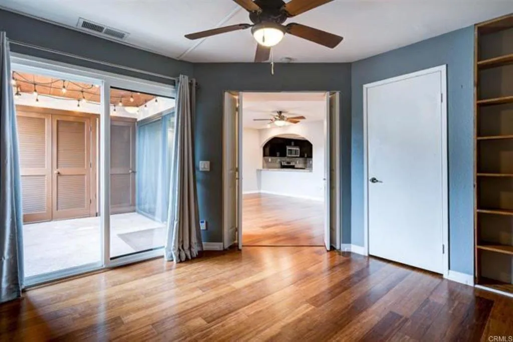 https://cdn.realtyfeed.com/cdn/127/306389714/e48b9aaf1b292a8b036fa6c869609b04.webp