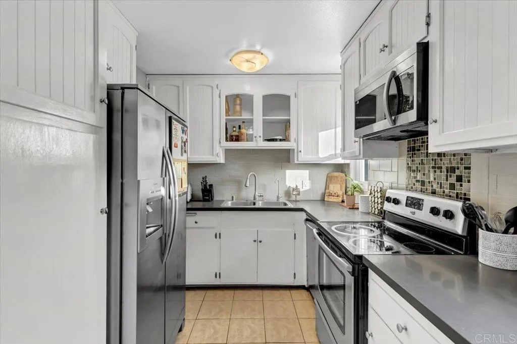 https://cdn.realtyfeed.com/cdn/127/306389717/407f9e49c4144ac2ac77214121bd73ba.webp