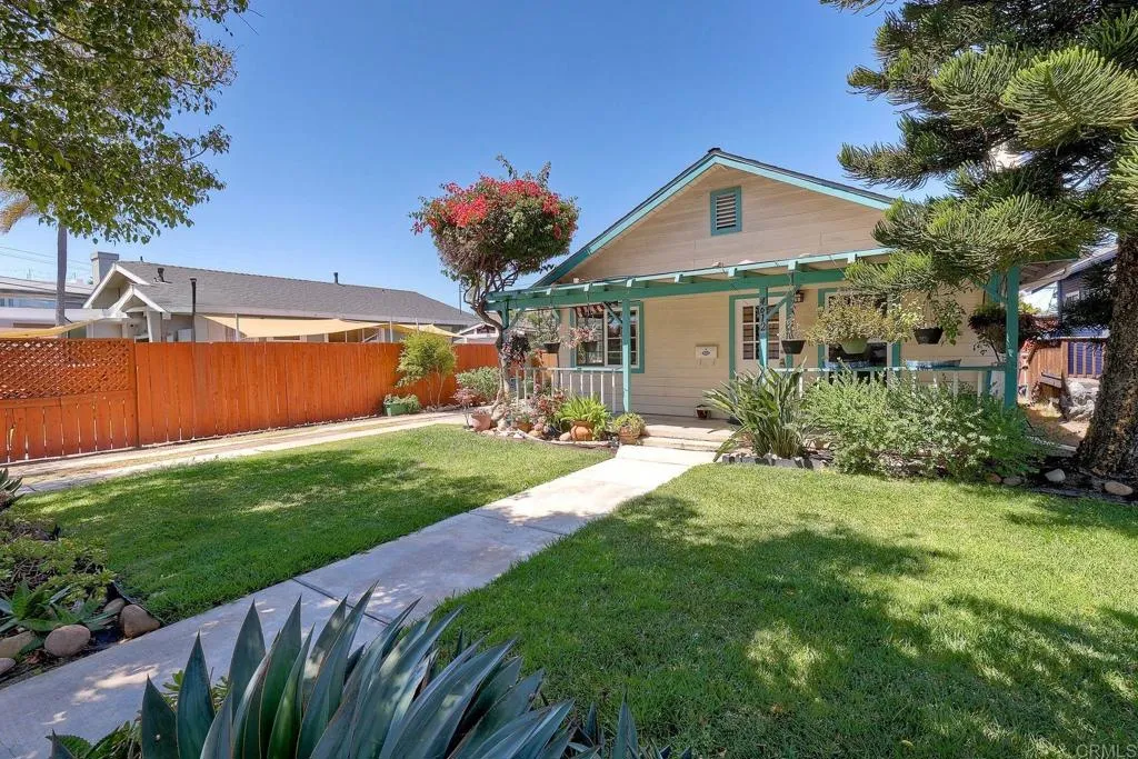https://cdn.realtyfeed.com/cdn/127/306389765/e933d9ed46324e68cdf7059887d8022b.webp