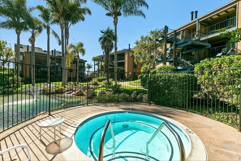https://cdn.realtyfeed.com/cdn/127/306389791/0b9bd3a89c92f71c36c9d391993e853b.webp