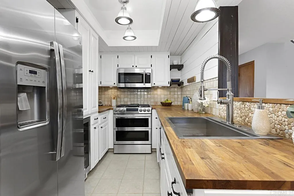 https://cdn.realtyfeed.com/cdn/127/306389791/4f0cf7777a502b1eadcb20426cebc4f8.webp