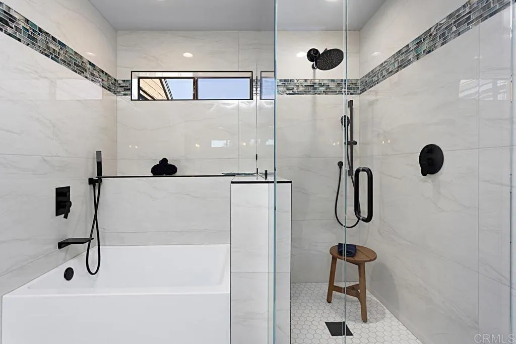 https://cdn.realtyfeed.com/cdn/127/306389791/6be2a855cb544c16d02119154b88a7dd.webp