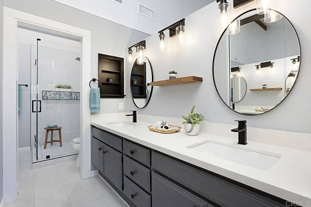 https://cdn.realtyfeed.com/cdn/127/306389791/afe4d2a85d7741b9c212ecf431c4e145.webp