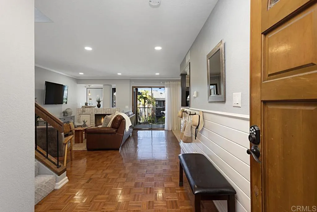 https://cdn.realtyfeed.com/cdn/127/306389791/b55f02c8a058f4c94e12b9d27524b36f.webp