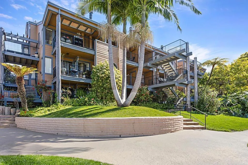 https://cdn.realtyfeed.com/cdn/127/306389791/bd5b4693bf74202fc74a9e3da4a8bfe2.webp