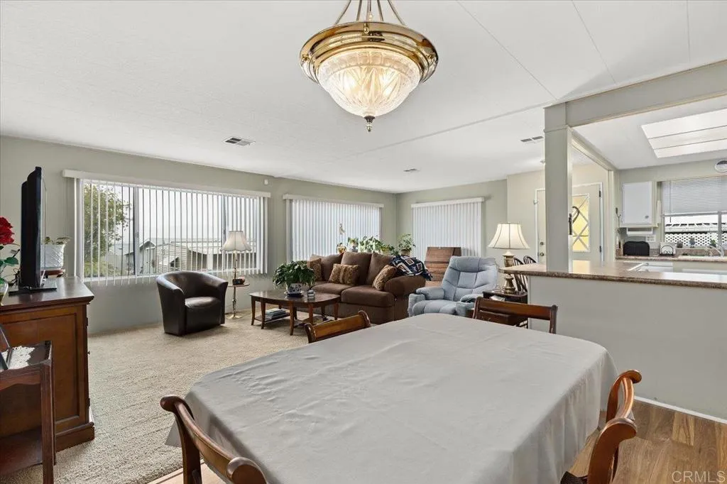 https://cdn.realtyfeed.com/cdn/127/306390102/55216100c4a98aa862ceac3f60eb5eb6.webp