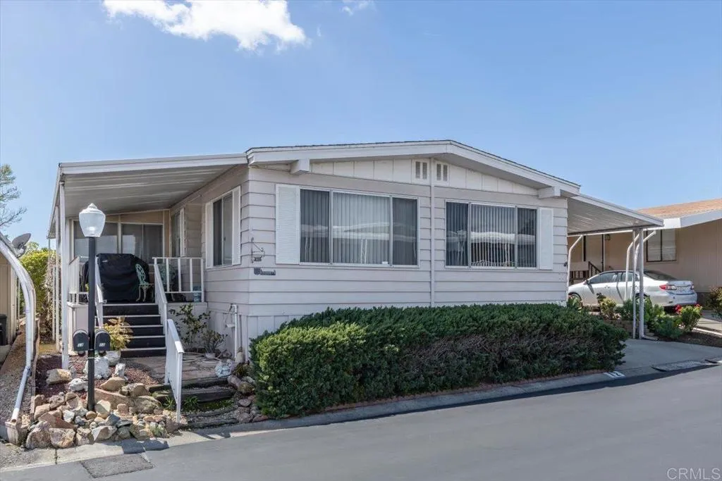 https://cdn.realtyfeed.com/cdn/127/306390102/5e5c98ce79548223c6c67f63cdd30a8a.webp